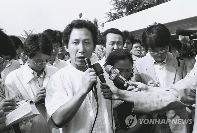 민청련사건 김근태 전 의원 재심서 무죄