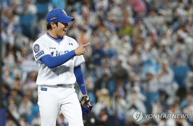 원태인 '좋았어'