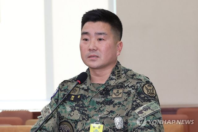 국방위 현안질의에 답하는 김현태 특임단장