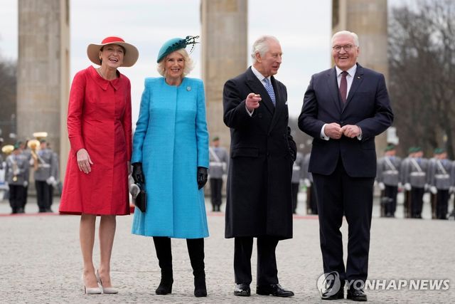 2023년 독일 방문한 찰스 3세 부부와 독일 대통령 부부