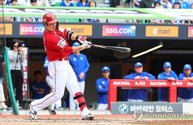 최정 1타점 적시타