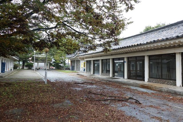 문 닫은 보문상가