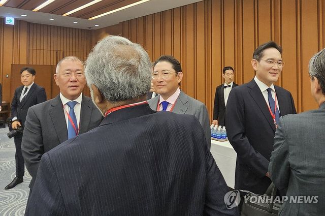 도쿄 '한미일 경제대화' 참석한 재계 총수들