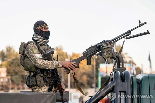 카불에 배치된 아프간 탈레반 군