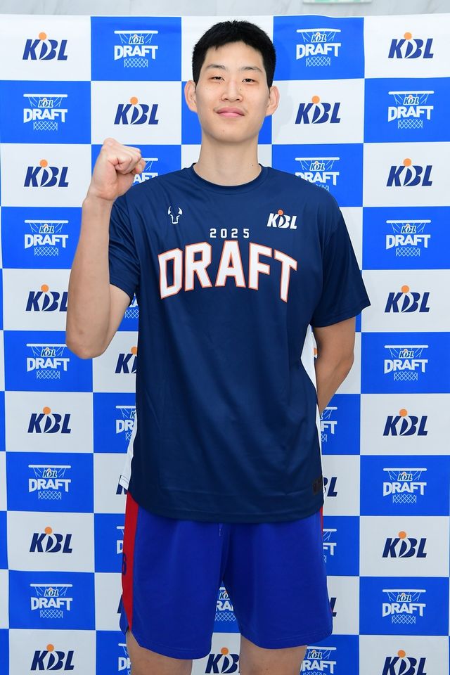 KBL 신인 드래프트 최장신 선수 임동일