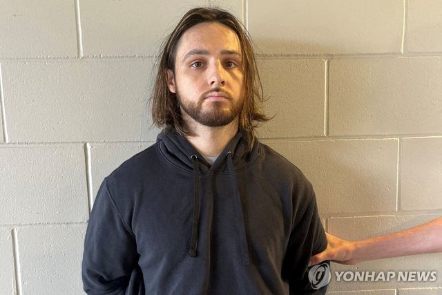 미 법무부가 공개한 LA 산불 방화 용의자 조너선 린더크네흐트 