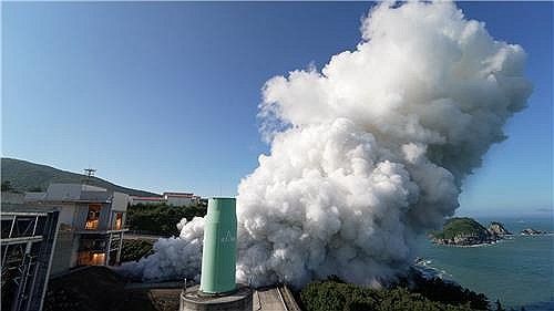 첫 엔진 연소시험 진행…누리호 4차 발사 준비 순항