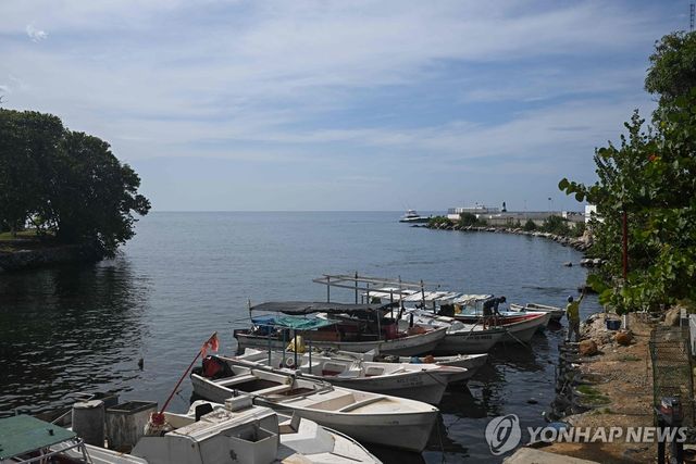 베네수엘라 라과이라 주의 카리브해 연안 카라바예다 항구에 어선들이 정박해 있는 모습.[AFP=연합뉴스. 재판매 및 DB 금지]