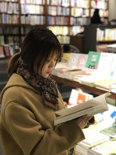 '죽고 싶지만 떡볶이는 먹고 싶어' 저자 백세희 씨