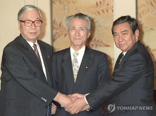 1994년 6월 총리가 된 직후의 무라야마