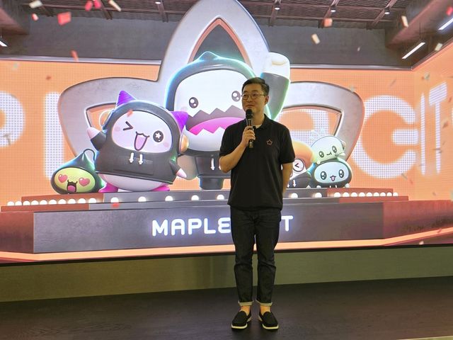 인사하는 이동열 넥슨 '메이플스토리' 사업실장