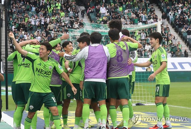 우승 향해 가는 전북 현대