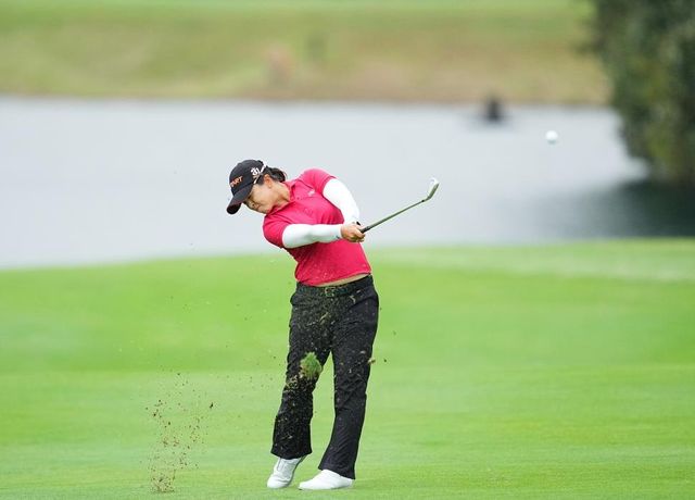 세컨드샷 날리는 김세영