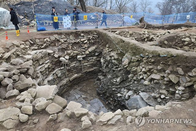 '태봉국 목간'이 발굴된 양주 대모산성 집수시설