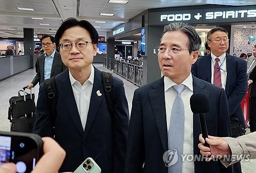 미국 방문한 김용범 정책실장-김정관 장관