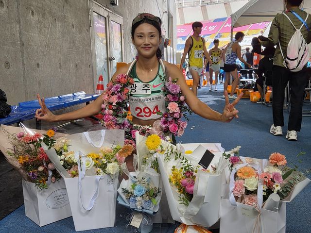 트랙을 떠나는 강다슬