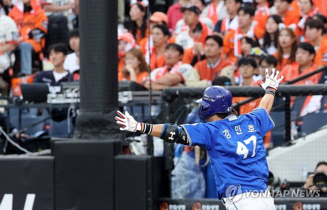 대전서 날아오른 강민호