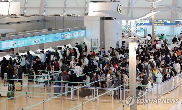 북적이는 인천공항