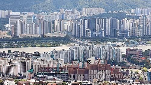 남산에서 바라본 서울 아파트 모습[연합뉴스 자료사진]