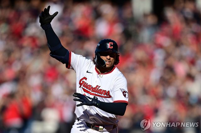 8회 쐐기 3점 홈런을 터트린 클리블랜드 보 네일러