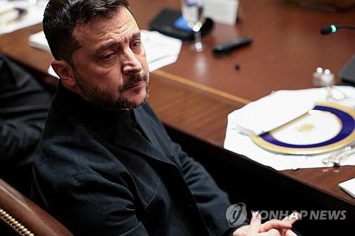 지난 17일 미국 찾은 젤렌스키 대통령