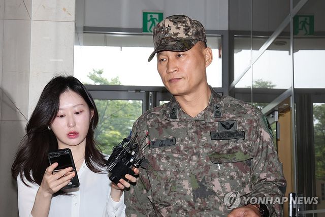 '이종섭 측근' 박진희 전 군사보좌관, 해병특검 출석