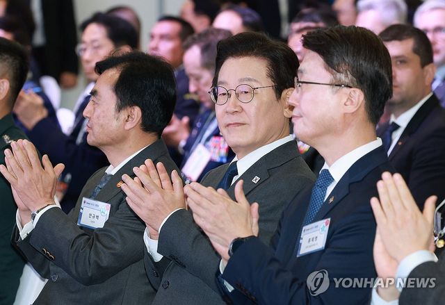 이재명 대통령, ADEX 2025 개막식 참석