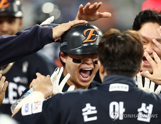 노시환 ‘역전 투런’