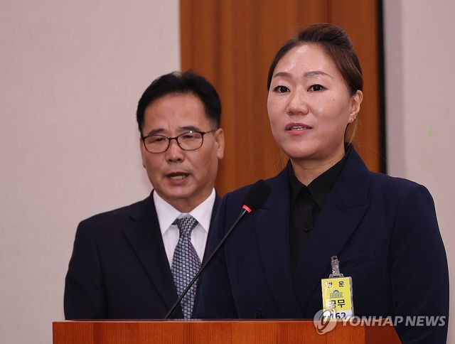 발언하는 강혜경 씨