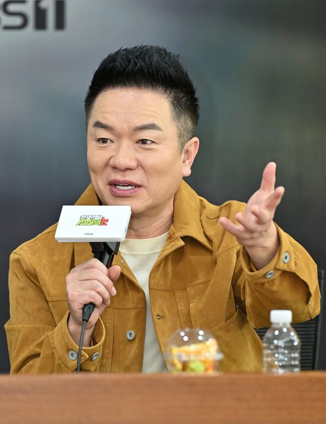 KBS '리얼카메라, 진실의 눈' 제작발표회에 참석한 개그맨 김태균