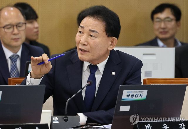 질의하는 박용갑 의원