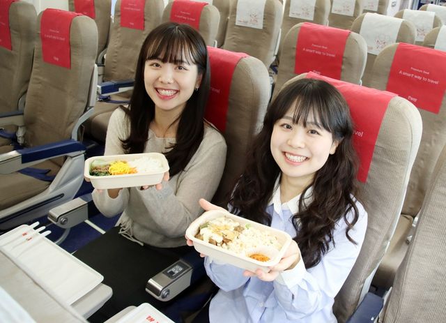 티웨이항공, 국적사 첫 '펄프 몰드' 친환경 기내식 용기 도입