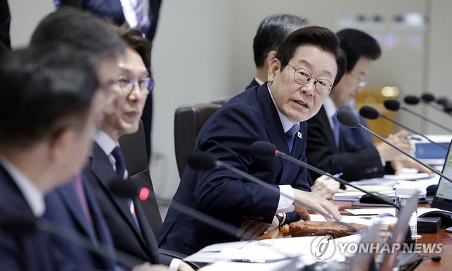 이재명 대통령, 국무회의 주재