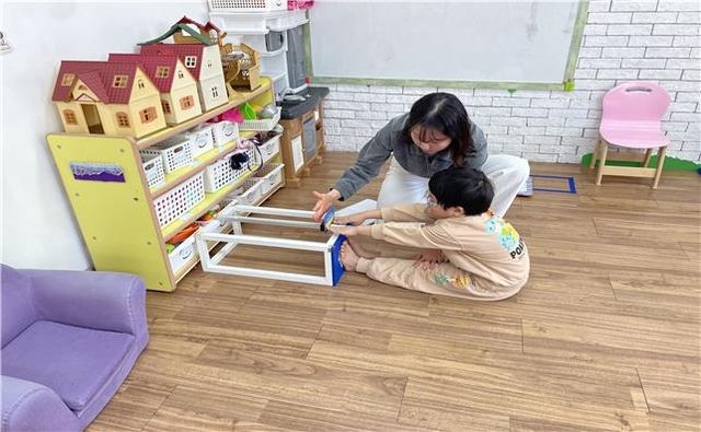 유아 체력 측정 모습