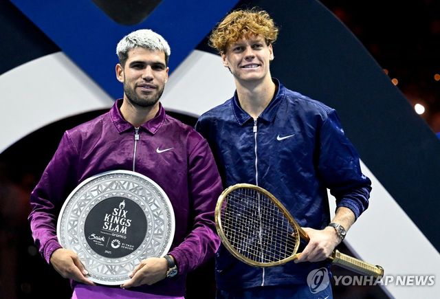 알카라스(왼쪽)와 신네르