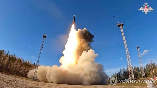 러시아 야르스 대륙간탄도미사일 발사