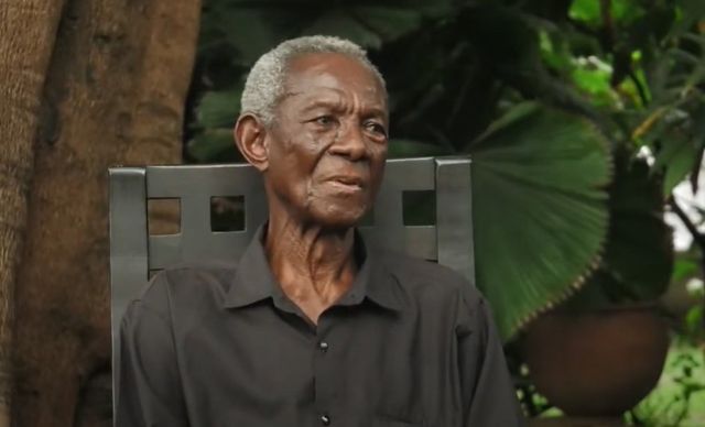 가나의 존경받는 '어른' 크와미 피아님