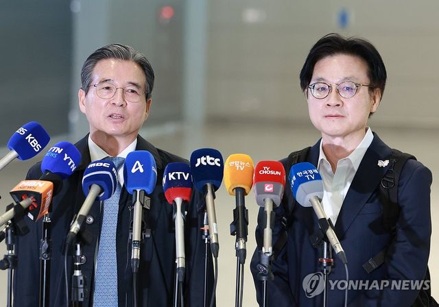 미국 출국하며 발언하는 김용범 정책실장