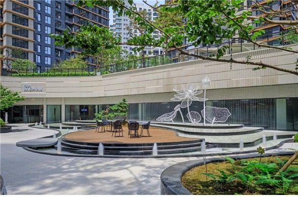 래미안 원펜타스 '선큰 정원'