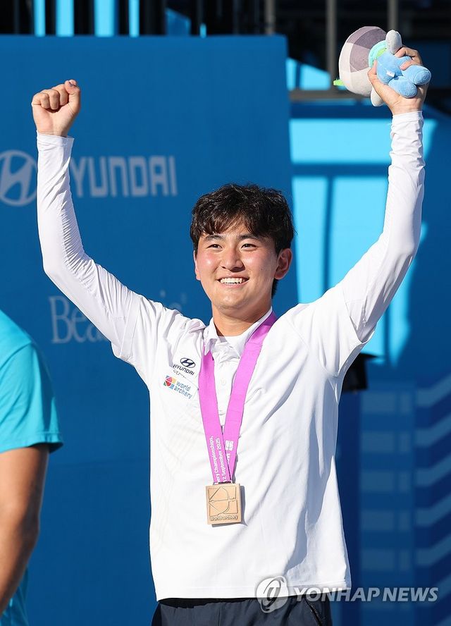 김제덕 '위풍당당 동메달'