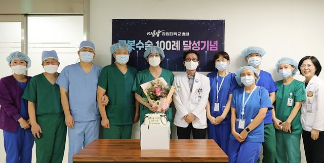 강원대병원, 로봇 수술기기 '다빈치5' 수술 100례 달성