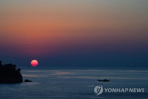 금오도 비렁길에서 바라본 일몰