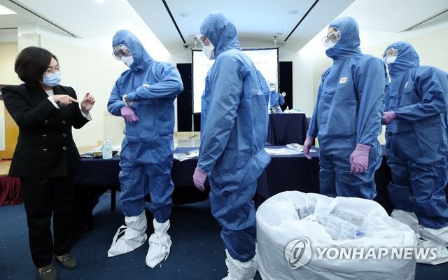 신규 공중보건의 코로나19 현장 배치 교육