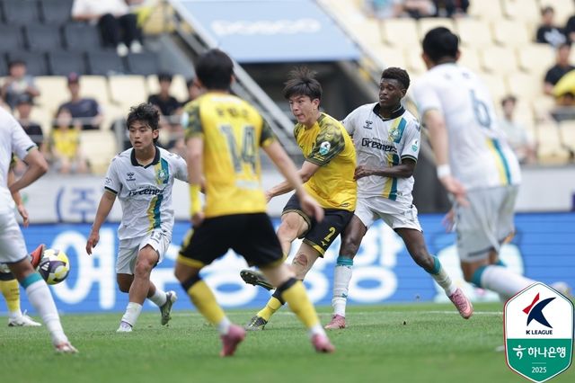 전남 센터백 유지하