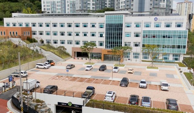 김해교육지원청 전경