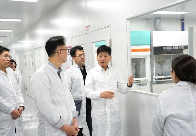 의왕연구소 살펴보는 김연섭 롯데에너지머티리얼즈 김연섭 대표이사