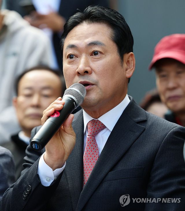 발언하는 장동혁 대표