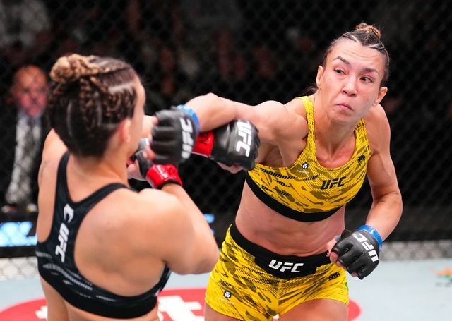 매켄지 던의 강력한 펀치