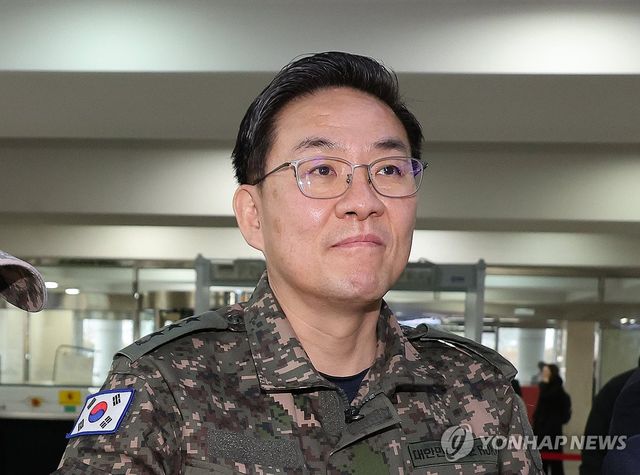 이진우 수방사령관, '내란 혐의 국조 특위' 출석