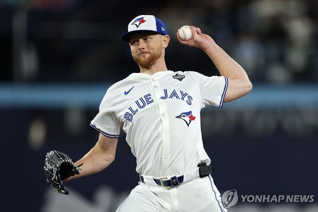 월드시리즈 무대에 오른 전 KIA 타이거즈 라우어